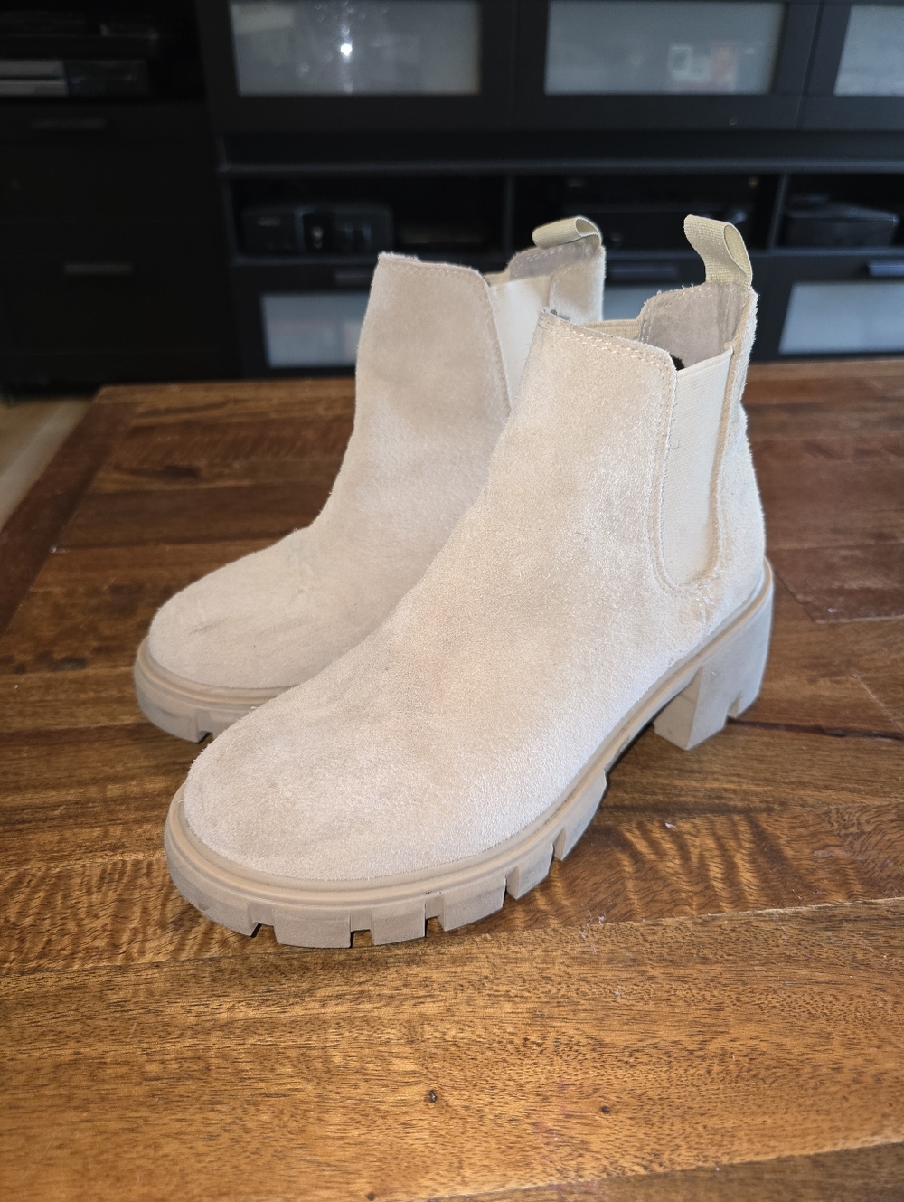 Steve Madden Women's Howler Chelsea Boots Sz 6.5